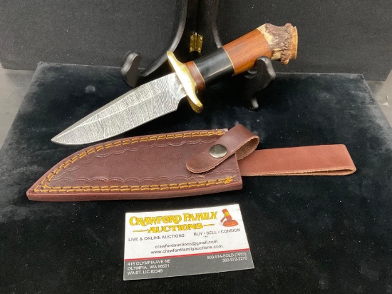 Handmade Damascus steel knife with Brass/Wood/Antler Handle