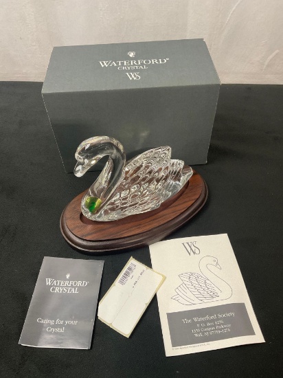 Like NIB Waterford Crystal 1996 Legends & Lore Swan Figurine Sculpture w/ Wooden Base