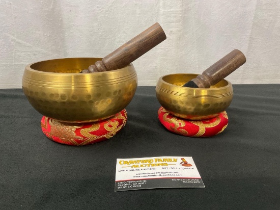 Pair of Vintage Brass Meditation Singing Bowls with Hammers, 1x Large, 1x Small