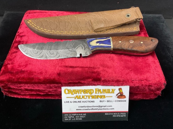 Handmade Damascus steel knife with Blue/White & Dark Stained Wooden handle & Pebbled Leather Sheath