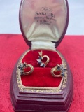 10k yellow gold and cz setting heart pendant and earring set - 2.6 grams