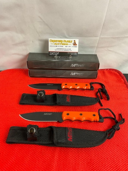 Pair of MTech USA 4" Steel Fixed Blade Hunting Knives Model MT-20-35 w/ Nylon Sheathes. NIB. See