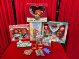 12 pcs Vintage Raggedy Ann & Raggedy Andy Toy Collection. NIB Dolls & More. See pics.