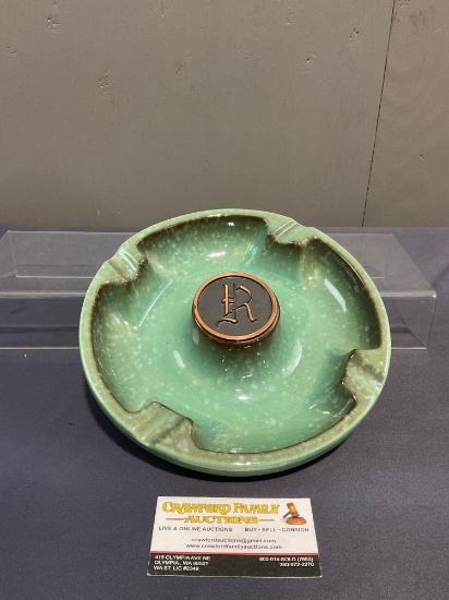 Vintage 1948 Roseville #1900 Hyde Park Ashtray, Wincraft Glaze, 3.5h x 9d inches