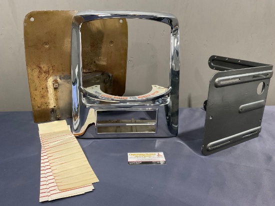 PIeces of a 1950s Vintage Seeburg Jukebox, Bracket, Back & Front Plates, no electronics