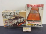 2 MPC 1/25 Scale Car Model Kits, Smokey The Convoy Chaser & 1971 Dodge Charger