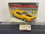MPC 1/25 Scale Car Model Kit, 71 Plymouth Road Runner, 3 in 1 kit, Stock, Drag & Superbird