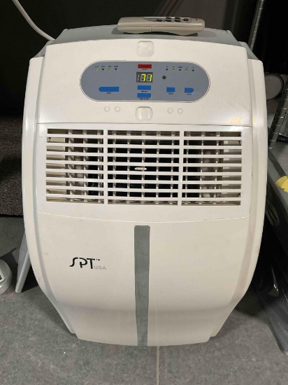 SPT Portable Air Conditioner Model WA-1230E. Tested, Works. Very Good Condition. See pics.