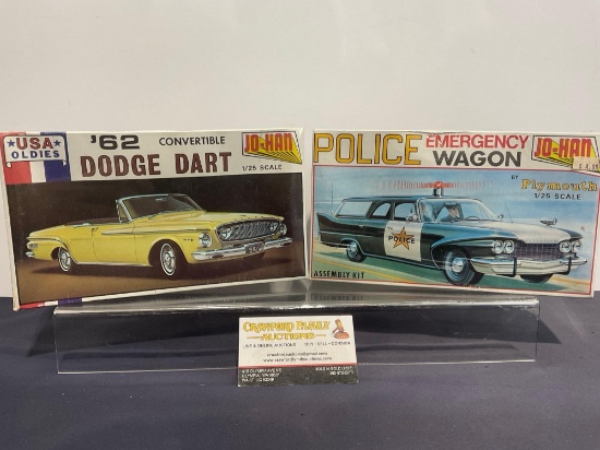 Pair of Model Kits, 1:25 Scale, Jo-Han Police Emergency Wagon Plymouth & 1962 Dodge Dart