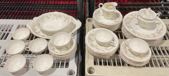 52 pcs Vintage Theodore Haviland Ceramic Dish Collection. Excellent Condition. See pics.
