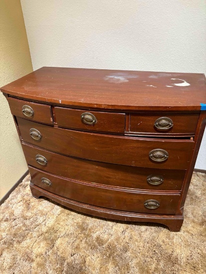 Vintage Mahogany Dresser US Huntingburg furniture co. 1950 see pics
