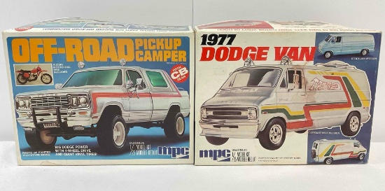 Pair of Model Kits, 1:25 Scale, MPC Off-Road Pickup Camper & 1977 Dodge ...