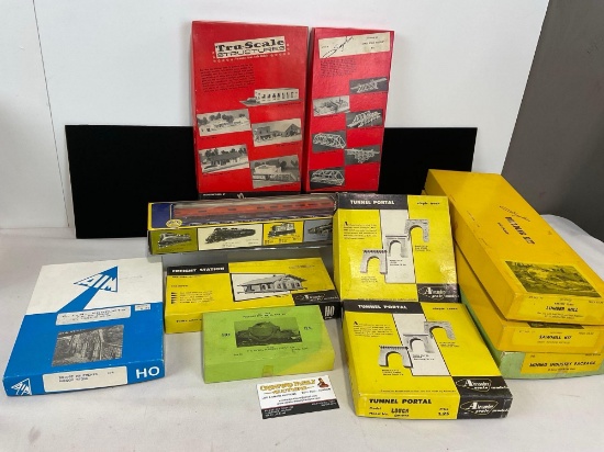 4 Suydam model kits, 3 Alexander Scale Models, AIM Bridge Abutments ...