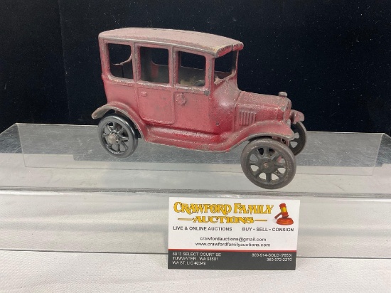 Early 20th Century Arcade Mfg Co. Cast Iron Toy Car, Ford Model T Sedan, Red, 8 spoked wheels