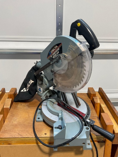 Delta 10 inch Compound Miter Saw, tested & working