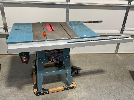 Jet JWTS-10JF Table Saw 1 1/2HP w/access. & Delta wheeled base