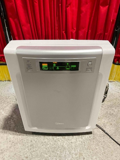 WINX Air Cleaner Model 9500. Tested, Works. Good Condition. See pics.