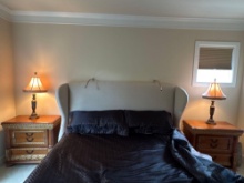 Pair of Pulaski nightstand dresser's W/3 drawers, gold accents & Column design