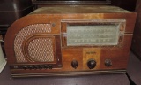 RCA Victor Tabletop Radio