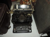 Royal Antique Typewriter