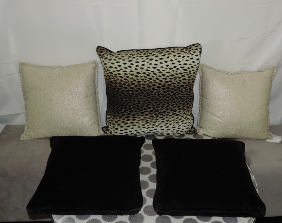 Lot of Four Pillows