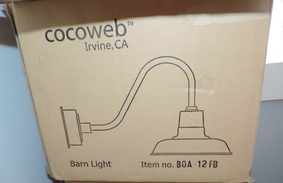 Cocoweb Barn Light