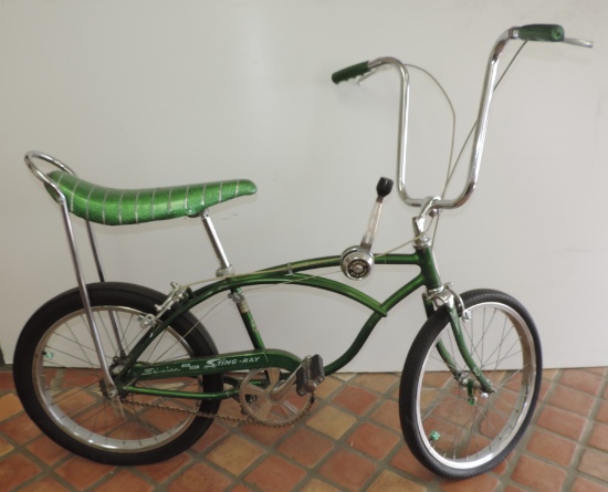 Vintage Schwinn Sting-Ray Stik-Shift Boys Bicycle