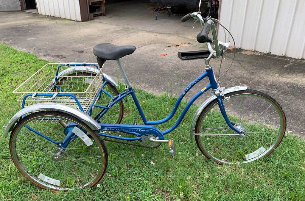 Schwinn tri wheeler town and country hotsell