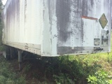 Kentucky 30 tandem axle van trailer w/ walking floor.