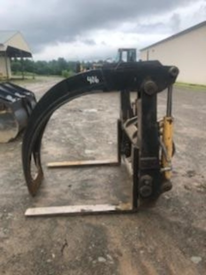 Caterpillar Quick Attach Log Forks W/Clamp