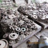 4 PALLETS OF SPROCKETS