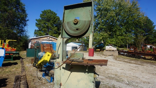 BAND SAW W/BROKEN WHEEL