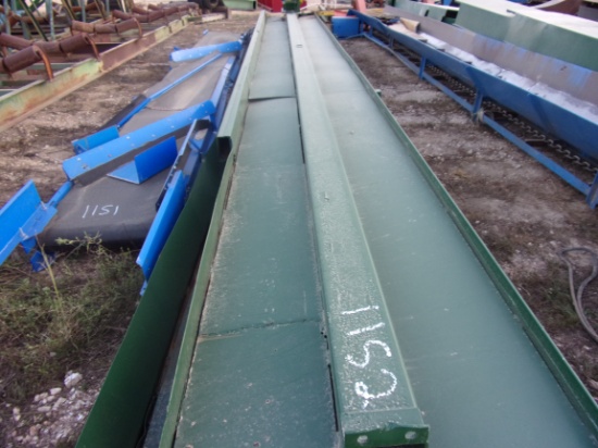 46' BARNSWEEP CONVEYOR W/NO CHAIN