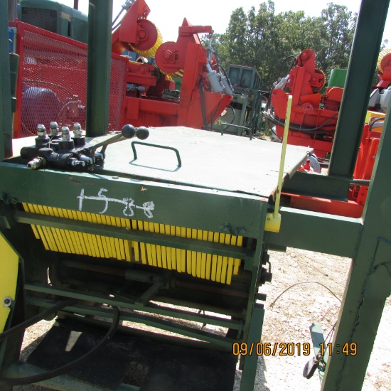 4" X 30" 2 SAW EDGER W/NO INFEED OR OUTFEED