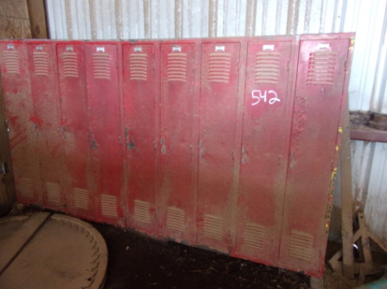 RED LOCKERS