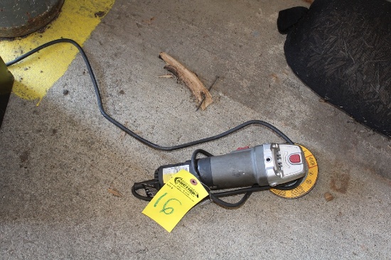 ANGLE GRINDER