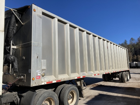 2002 Benson 45'-96" aluminum tandem axle open-top trailer; screen back door