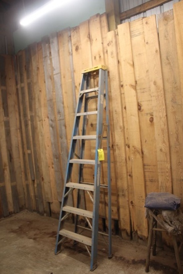 8 FT STEP LADDER