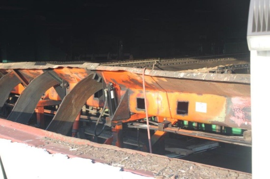 Morbark 56ft Log Conveyor w/ 2 Sets of 4 Arm Log Sweeps, Hyd Dr