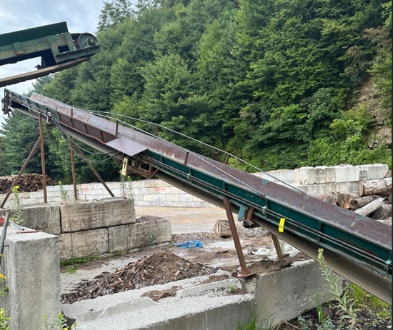 Cord King 20in x 40ft Belt Conveyor w/Debris Gap & Hyd Dr