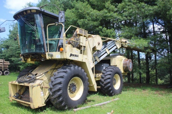 Pixall PCS9372 Harvester w/John Deere Engine, No Harvesting Heads, Hrs & Running Condition Not Known