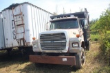 Ford L8000 Truck w/15ft Steel Dump Bed, Tandem Axle (Parts Truck)