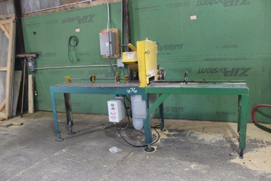Kent Chopsaw w/5' Infeed, 52" Outfeed w/2 Mechanical Stops, 5hp, 240/480V M