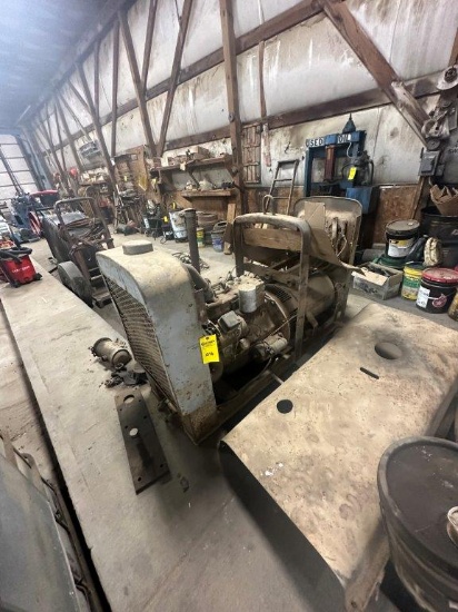 Lincoln Arc Welder, Mdl# 200-F-163 w/ 4Cylinder Engine, Not Running