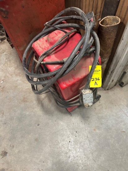 Lincoln AcC225 Arc Welder