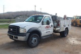 2006 Ford 550 XL Super Duty Truck w/Utility Bed, 4 Wheel Dr, Auto Trans, Di
