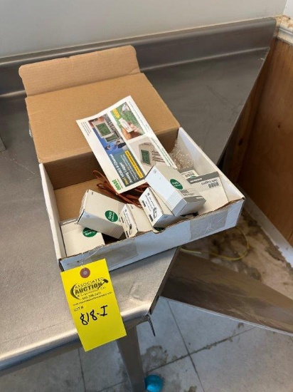 NIB (7) HOBO Data Loggers