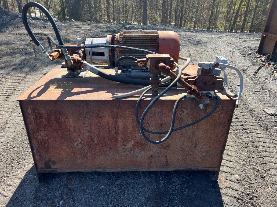 Hydraulic Power unit 200 Gallon Tank 30 HP, Located at: 6 Hwy 23 NE, Suwann
