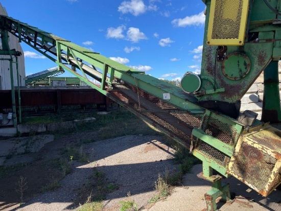 Dingwells 12inch X 60ft Covered Belt Conveyor W/Substructure & Electric Drive