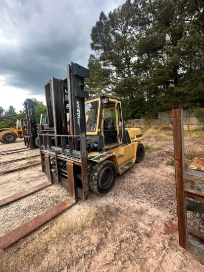 2006 Doosan D70 13,000 Lb Forklift Dual Wheel With Solid Tires, All Weather Cab, Fork Positioners/Si